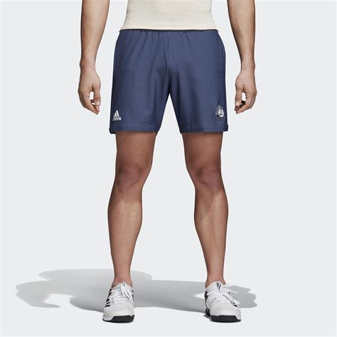 adidas tennis schoen|Adidas tennis shorts.